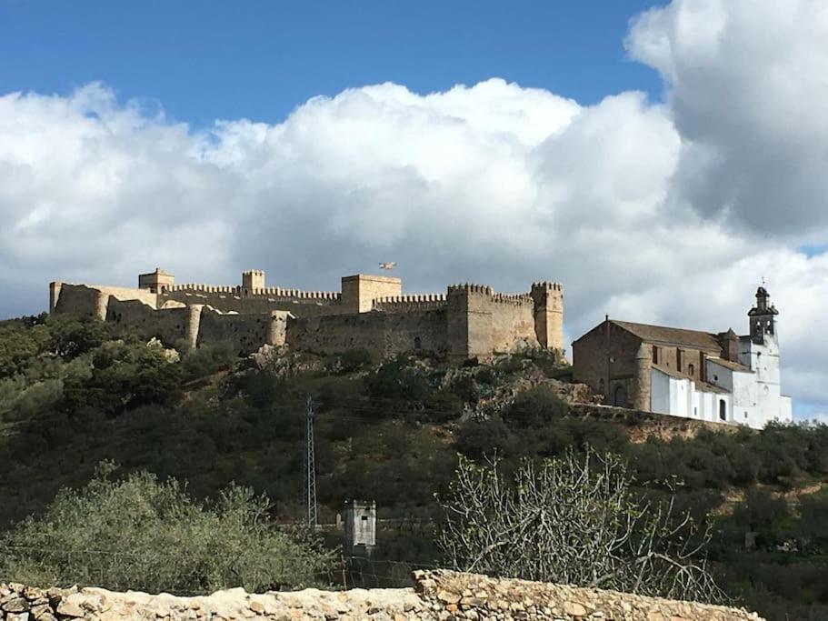 Agradable Casa Rural Con Suelos De Madera Santa Olalla del Cala Kültér fotó